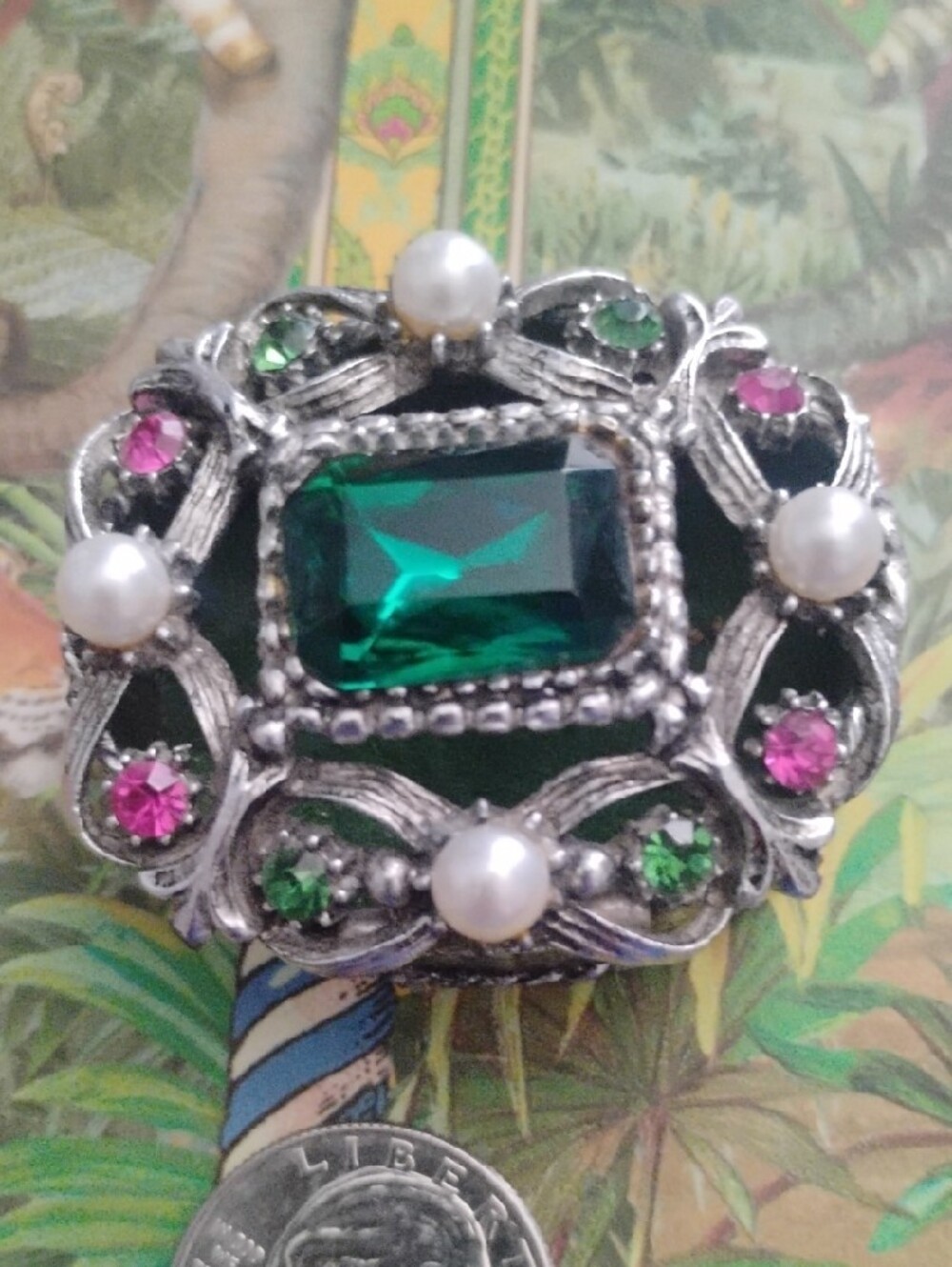 💖Emerald Green Crystal and Pearl Trinket Box 🎁